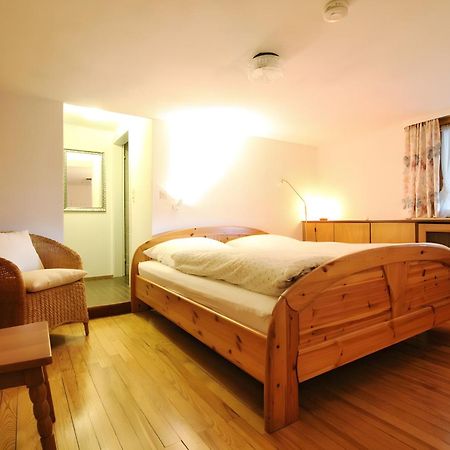 Room In Guest Room - Double Room Apple Blossom Schuttertal Exteriör bild